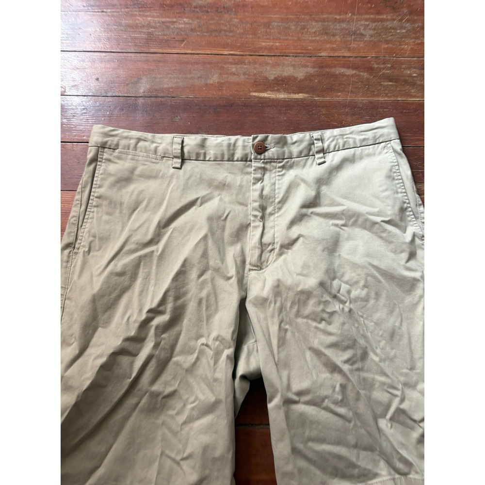TOMMY BAHAMA Shorts Mens 38 Khaki Performance Stretch Golf Casual Summer - Picture 2 of 6